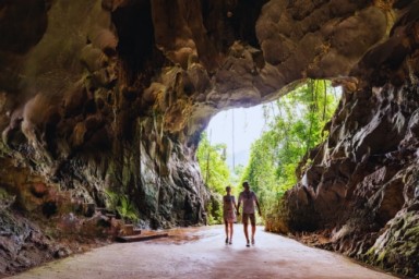 Hanoi - Tuan Chau Marina - Lan Ha bay - Trung Trang cave (L, D)